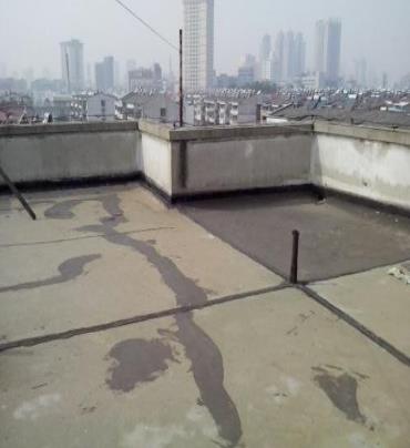明溪漏水维修 楼顶漏水是什么原因，楼顶漏水维修方法是什么?